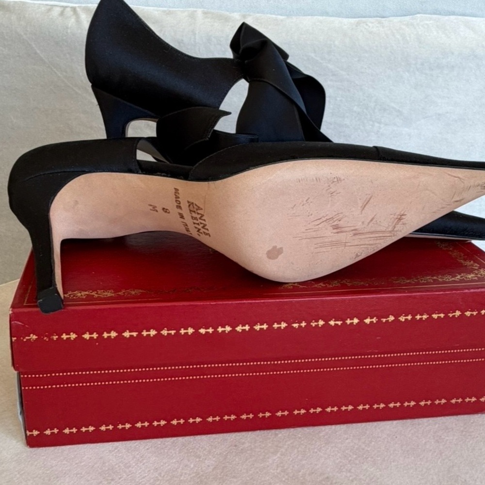 ANN KLIEN GOURGEOUS♥️ Black Satin Bow Pointed-Toe Women's Heels. Runway Model - Picture 11 of 13